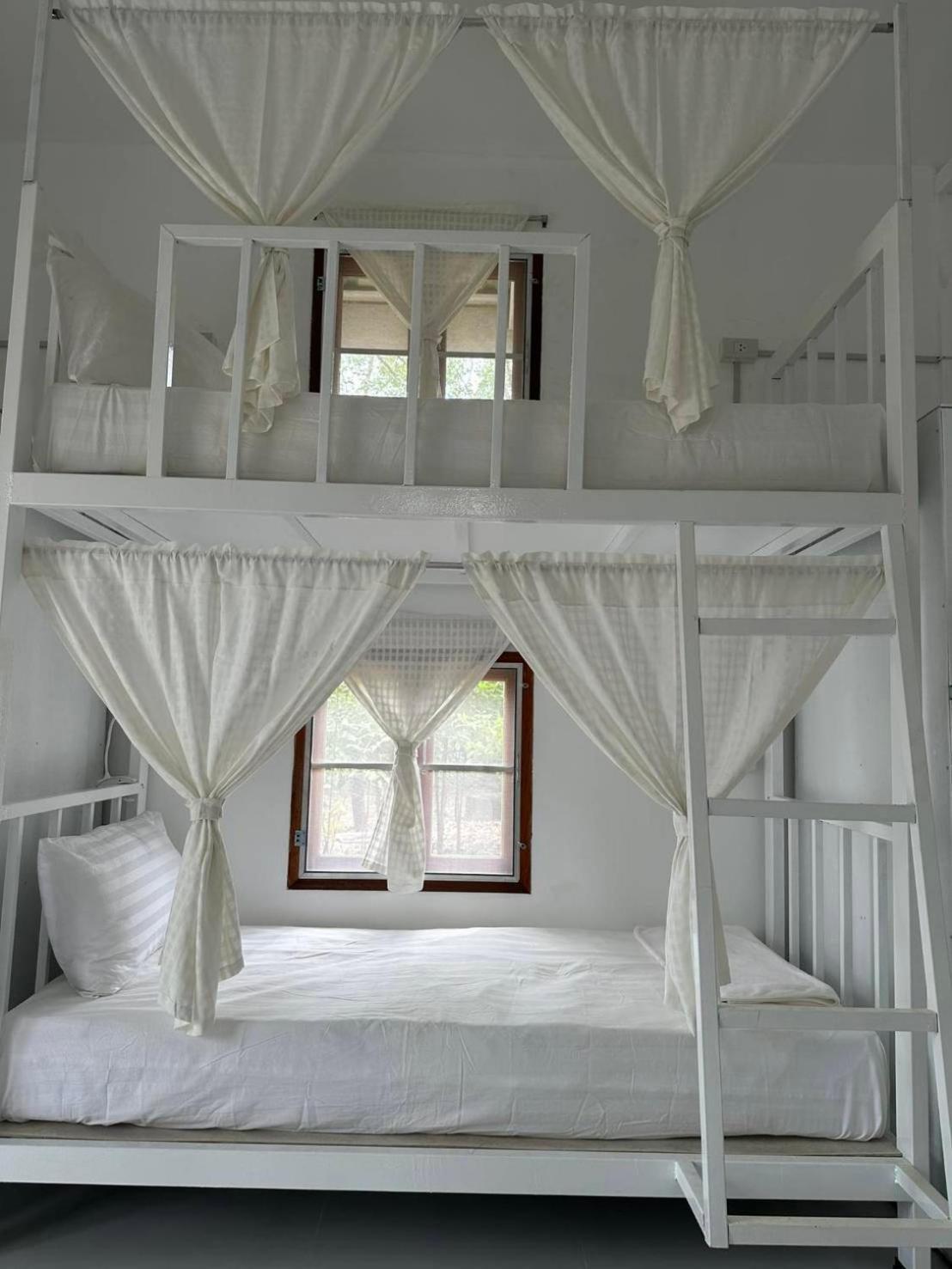 Rabbit Bungalow Koh Phayam Exterior photo
