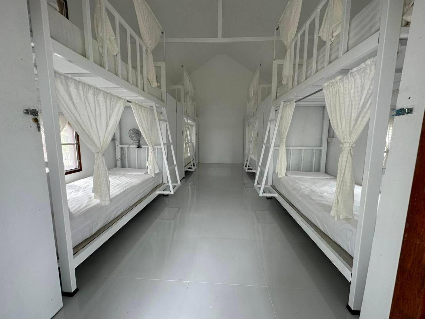 Rabbit Bungalow Koh Phayam Exterior photo