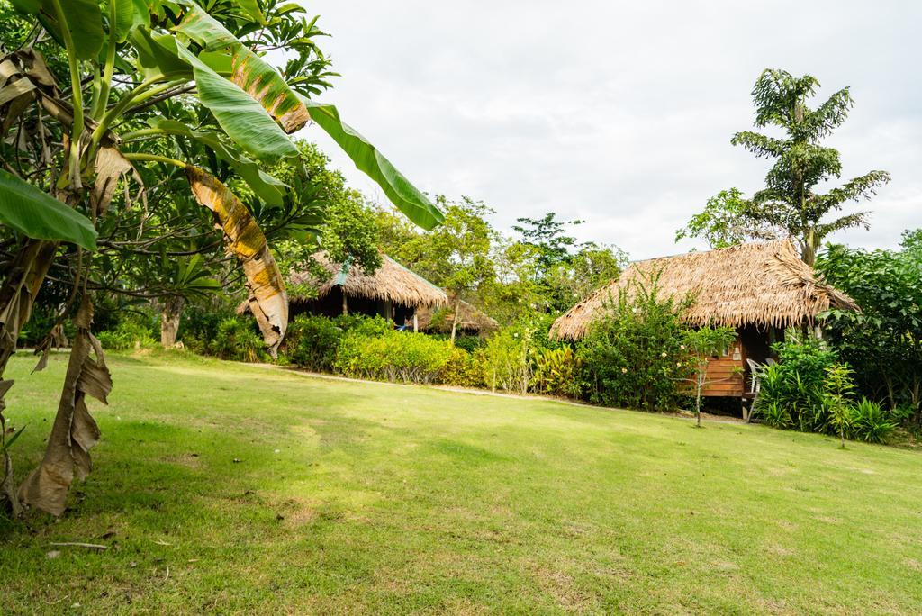 Rabbit Bungalow Koh Phayam Exterior photo