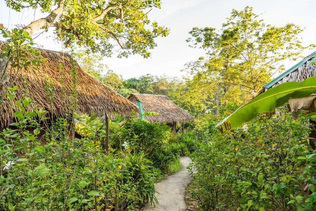 Rabbit Bungalow Koh Phayam Exterior photo